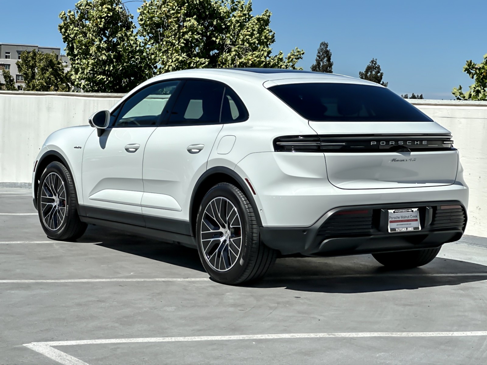 Used 2025 White Porsche Electric 4S image 3