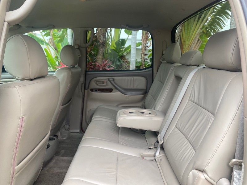 2006 Toyota Tundra SR5 4 DR CREW LOW MILES 93,838 in ,