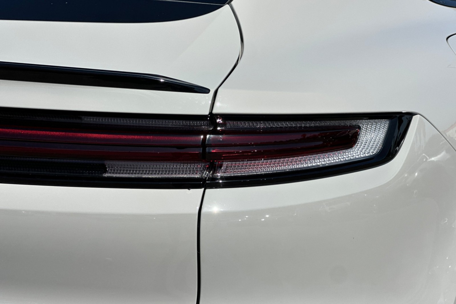New 2026 Chalk Porsche Coupe image 28
