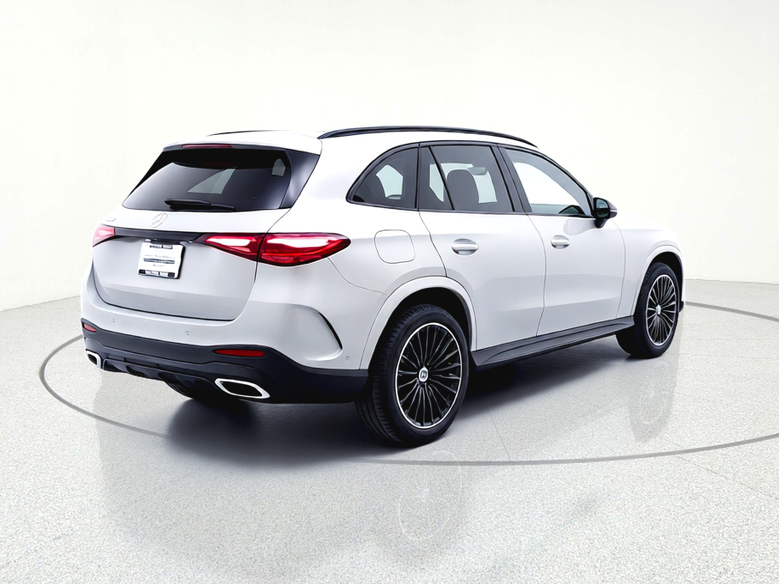 New 2026 MANUFAKTUR Alpine Grey Mercedes-Benz GLC 300 image 5