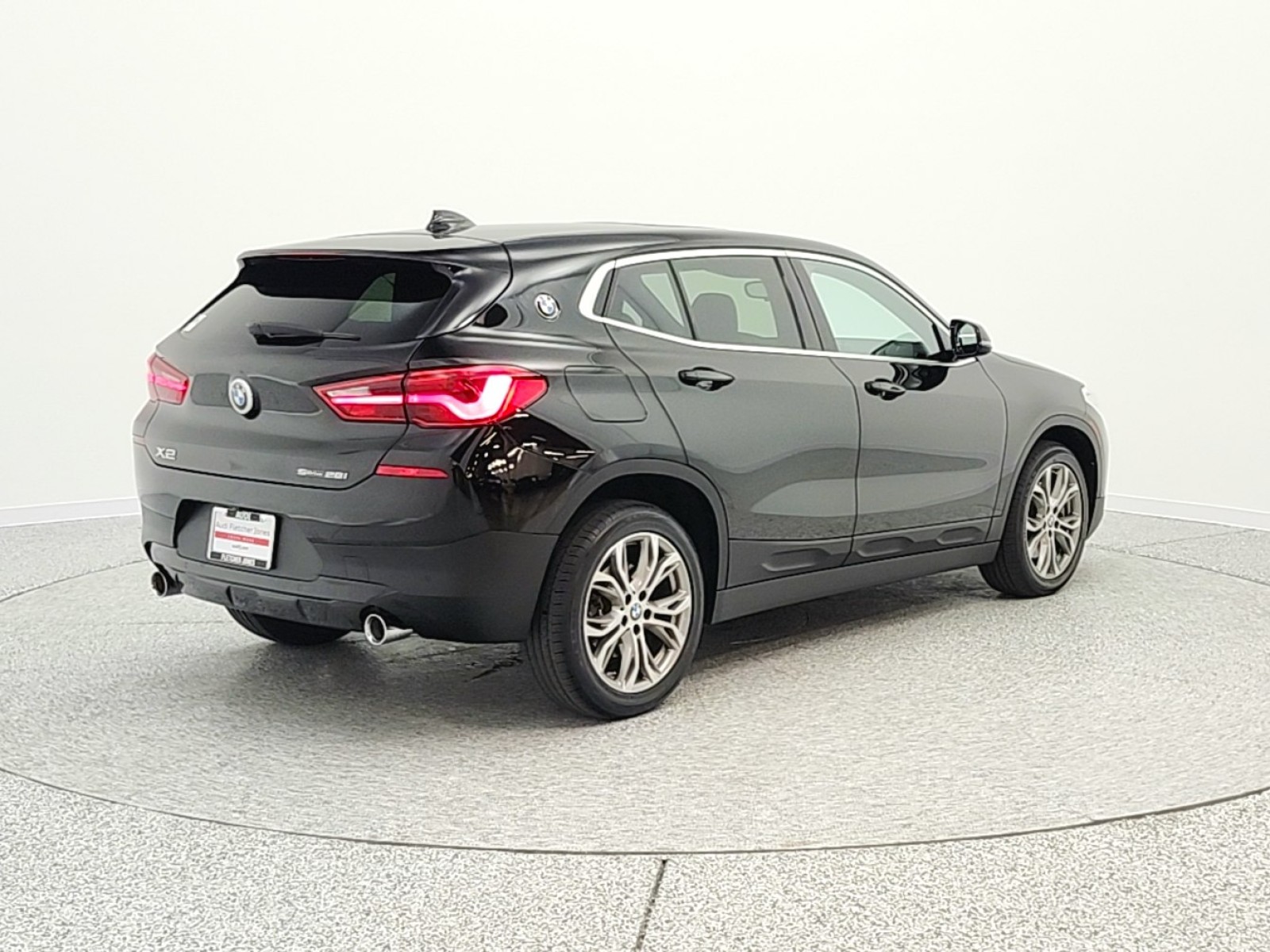 Used 2019 Jet Black BMW sDrive28i Sports Activity Coupe image 5