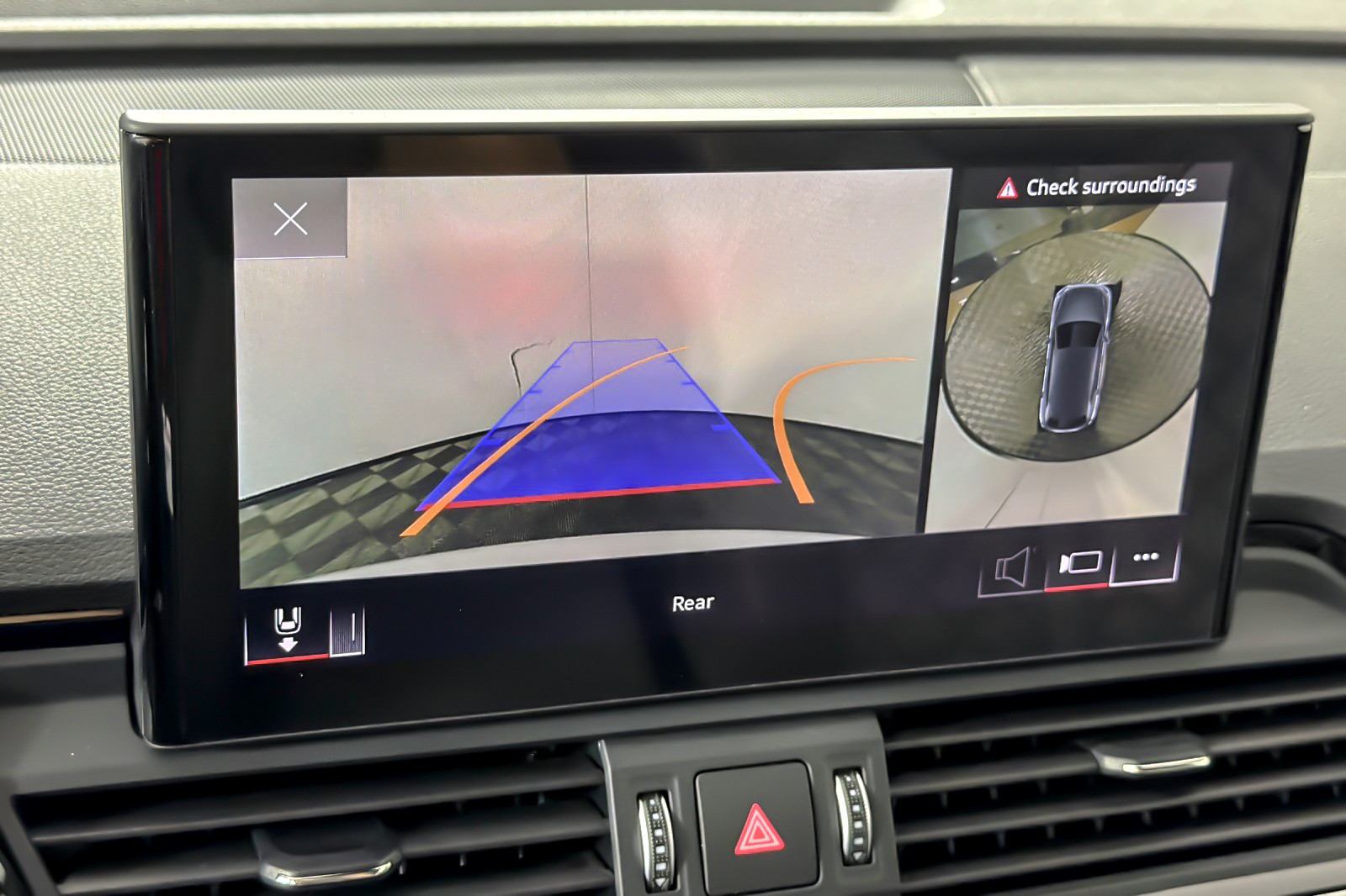 Used 2023 Ibis White Audi Premium Plus 3.0 TFSI quattro image 19