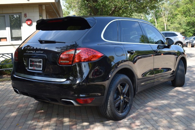 2012 Porsche Cayenne Navi Leather Moonroof Carbon Fiber Interior Pkg. Bi Xenon Bose Front Cooled Seats Park Assist 12