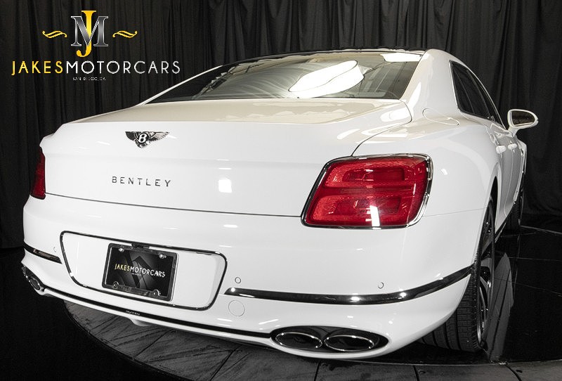 2024 Bentley Flying Spur AZURE V8 ($281,935 MSRP) *MULLINER* *ONLY 970 MILES* in , 