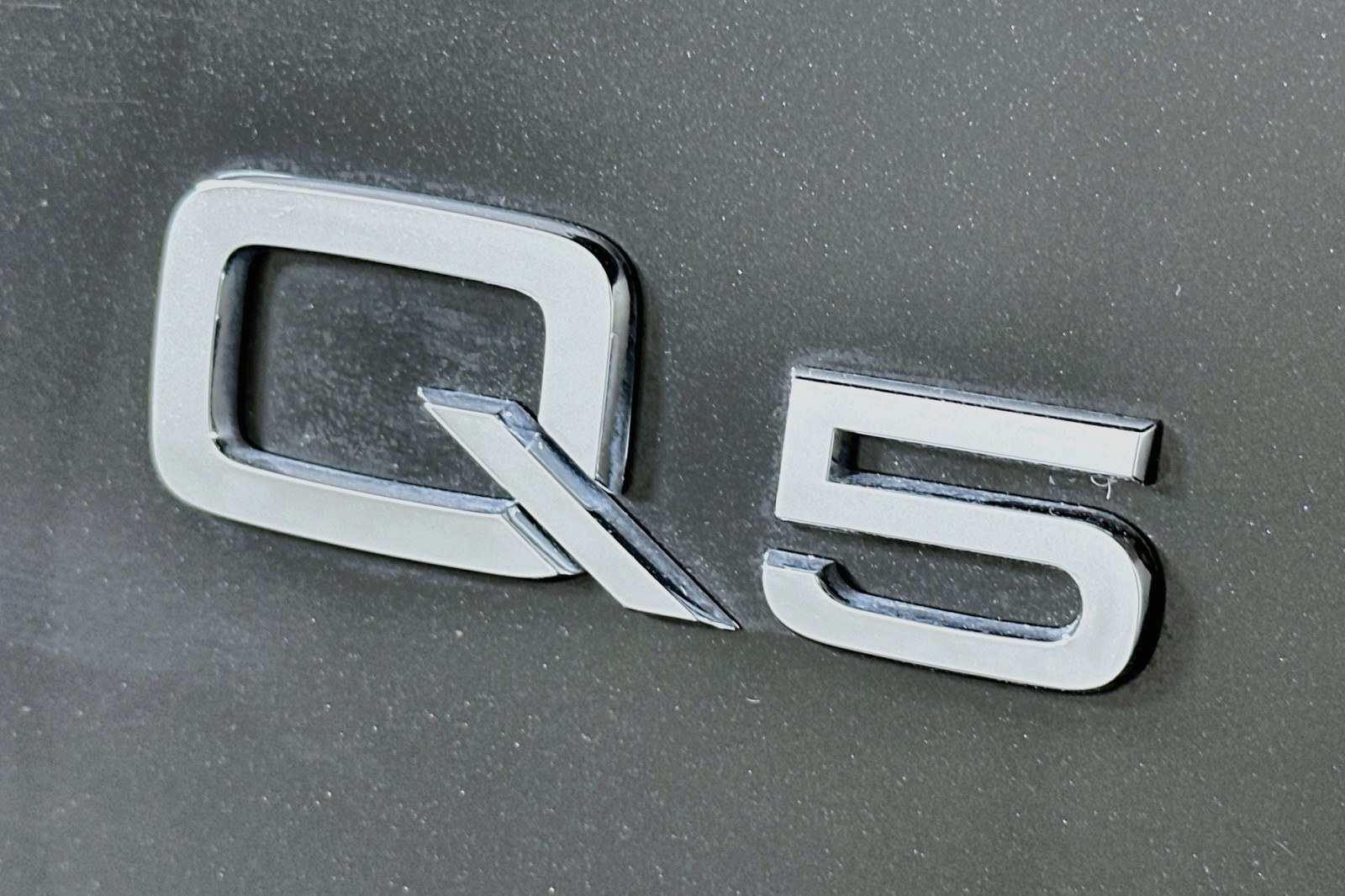 Used 2023 Mythos Black Metallic Audi S line Premium image 10