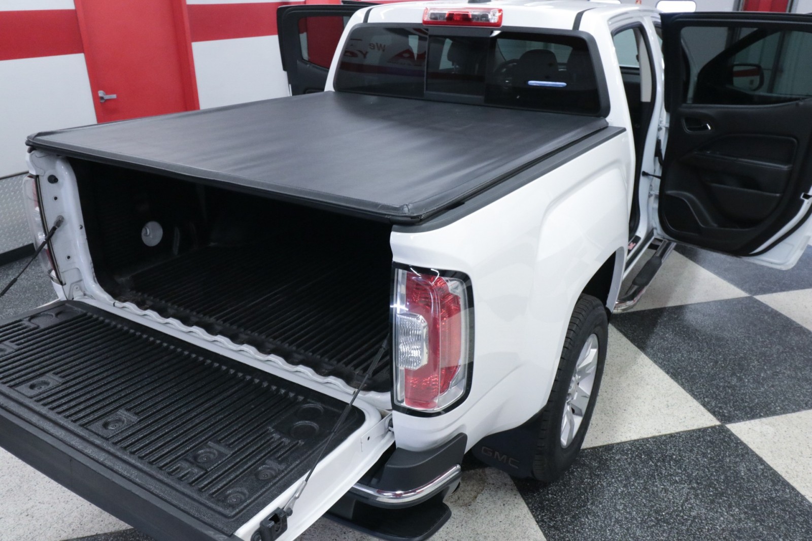 Used Car 2016 Gmc Canyon  2wd Sle For Sale Under $20,000 In Austin, Texas