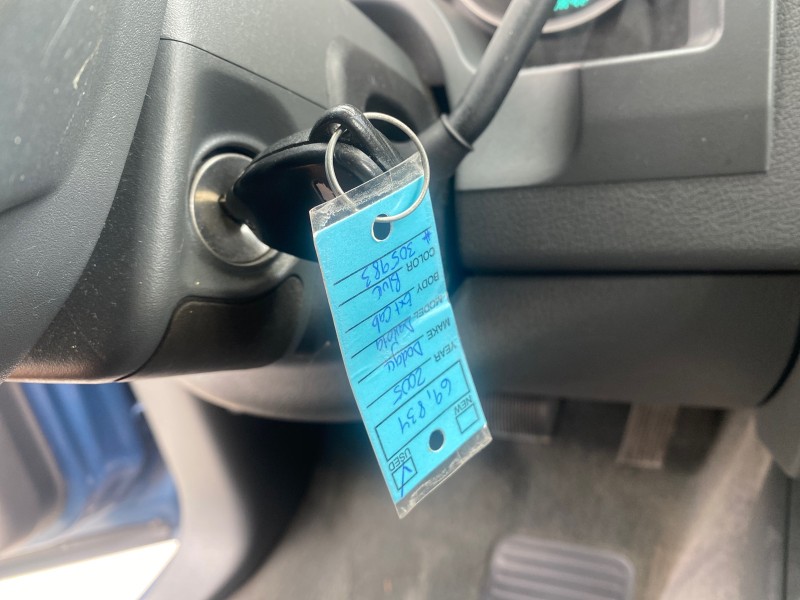 2005 Dodge Dakota SLT LOW MILES 69,842 4WD CLUB in , 