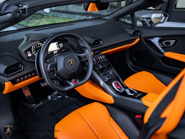 2019 Lamborghini Huracan Spyder in , 