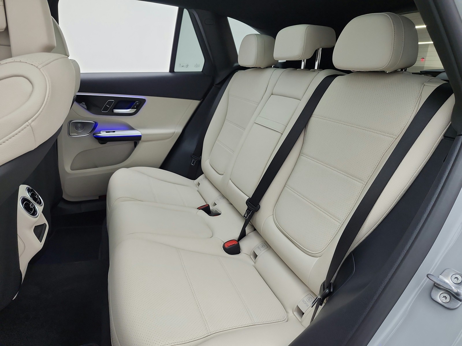 New 2027 MANUFAKTUR Alpine Grey Mercedes-Benz GLC 300 SUV image 11