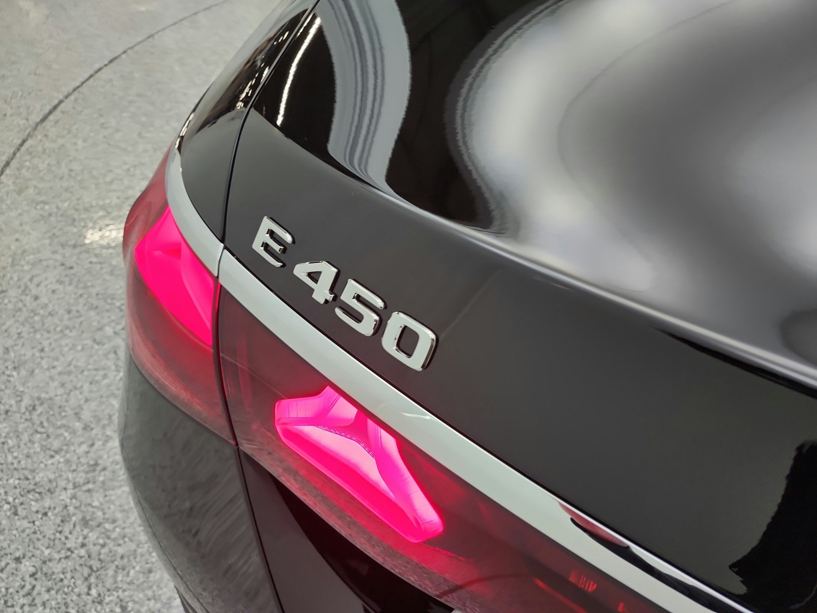 New 2026 Black Mercedes-Benz E 450 image 23