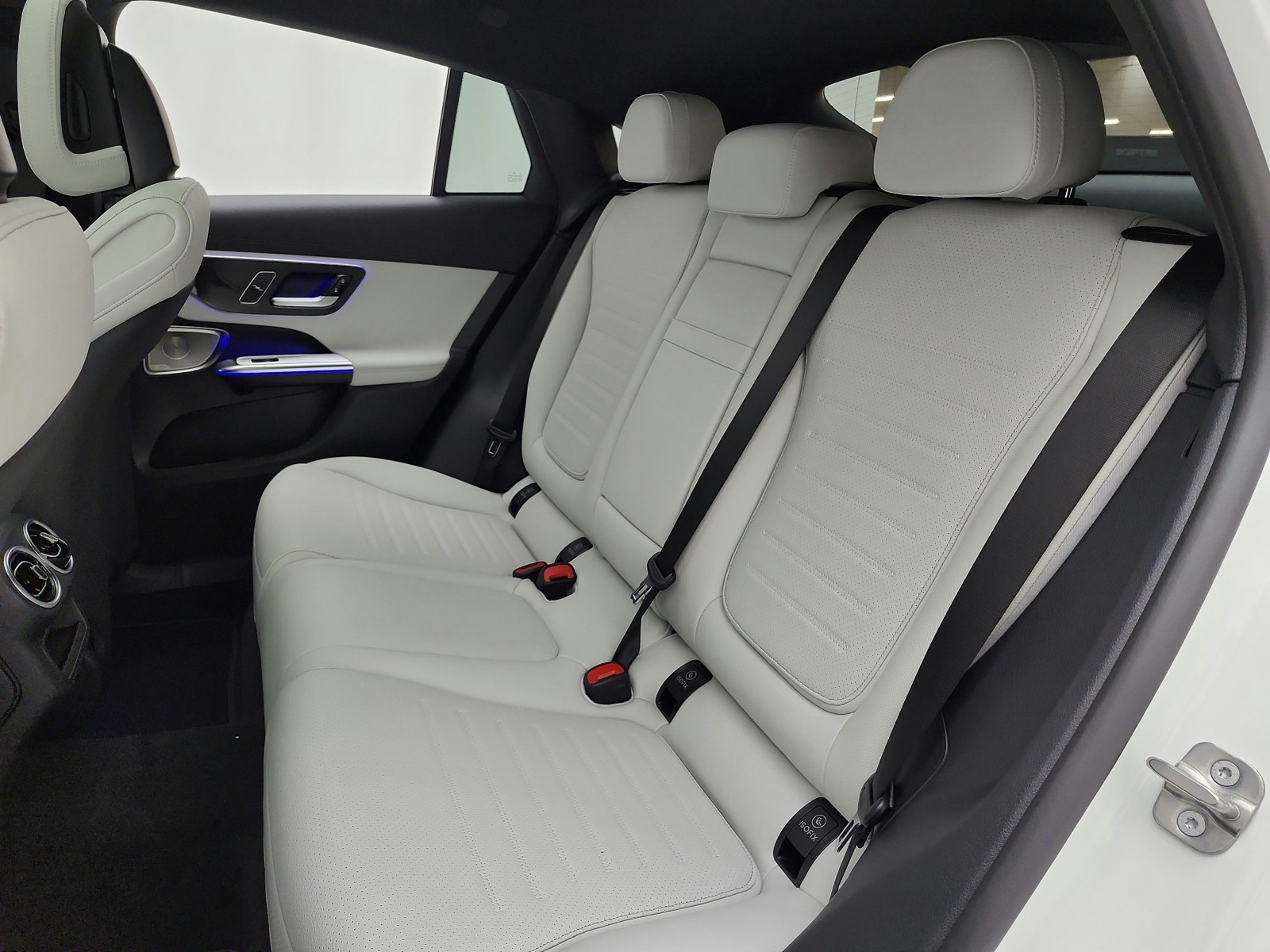 New 2027 Polar White Mercedes-Benz GLC 300 4MATIC® Coupe image 11