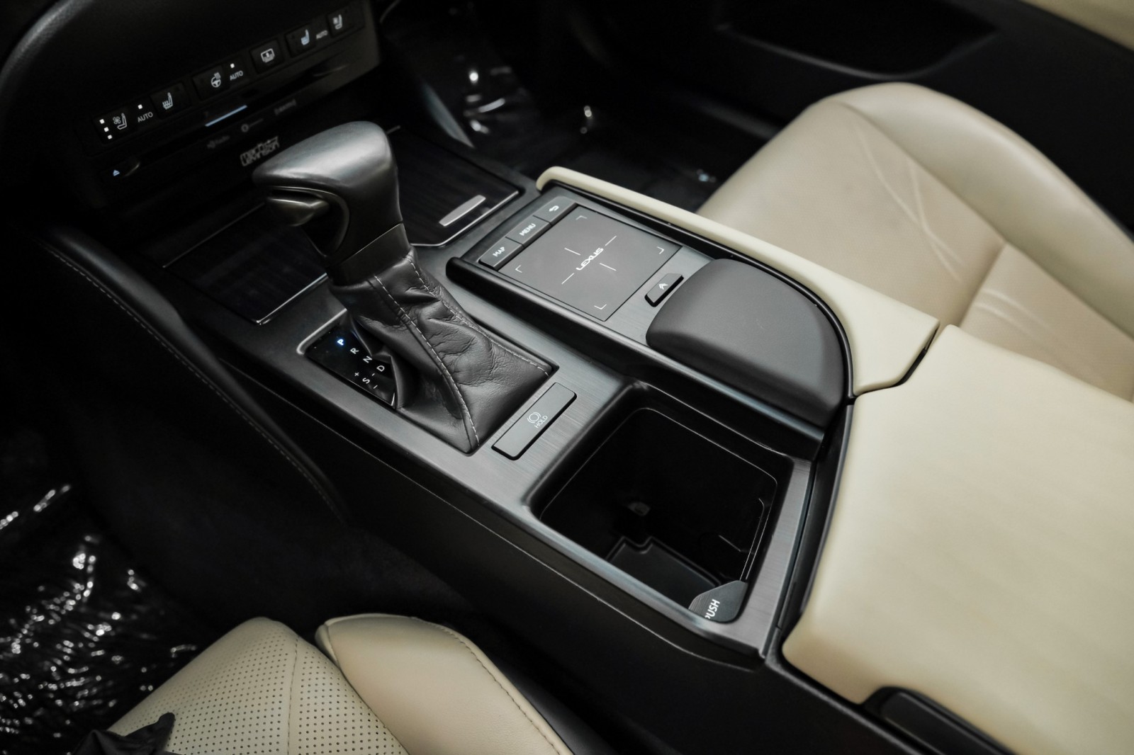 2020 Lexus ES 350 Luxury BlindSpot NavMarkLevAudio LEDLights Htd 28