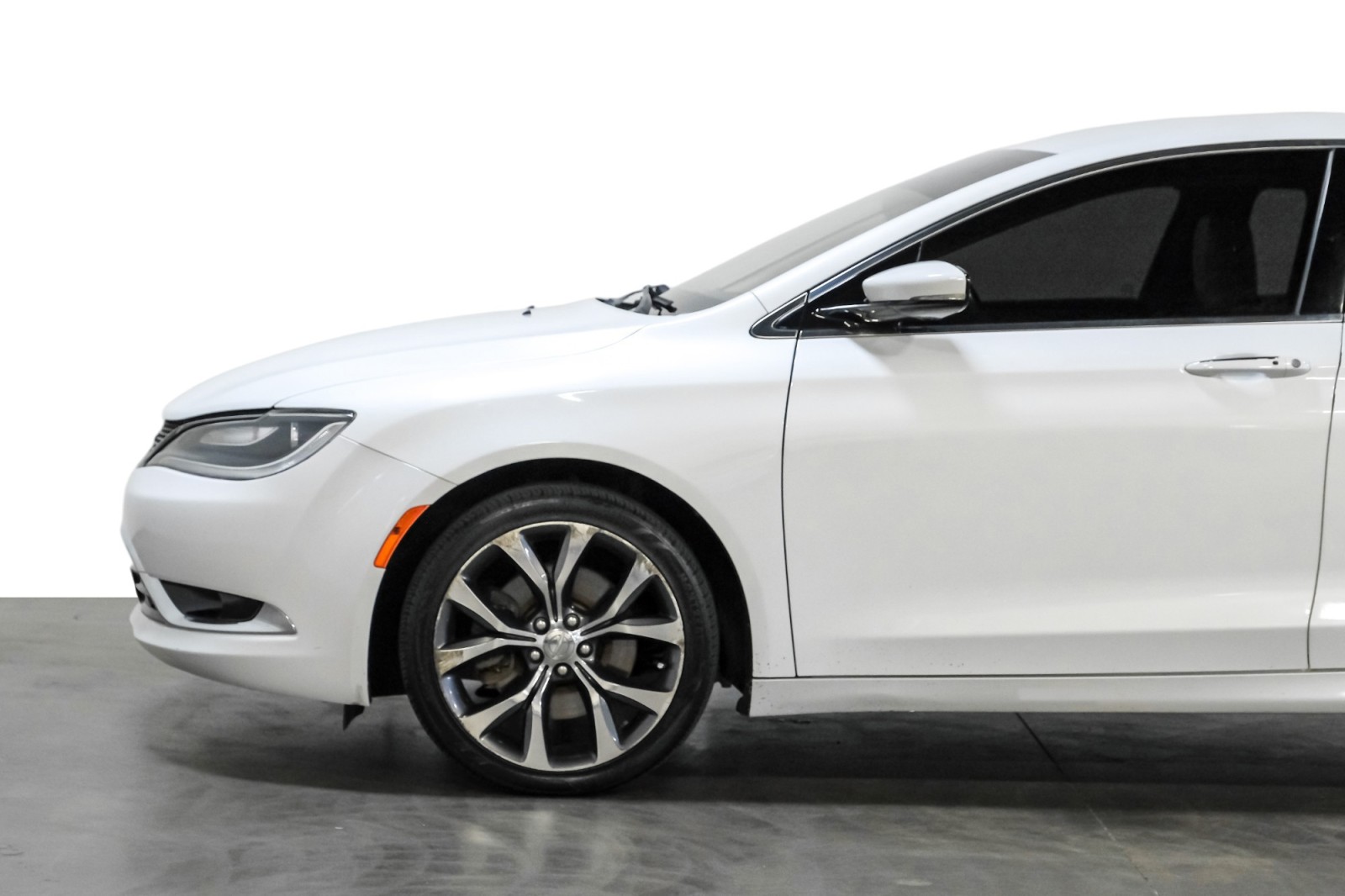 2015 Chrysler 200 C 11