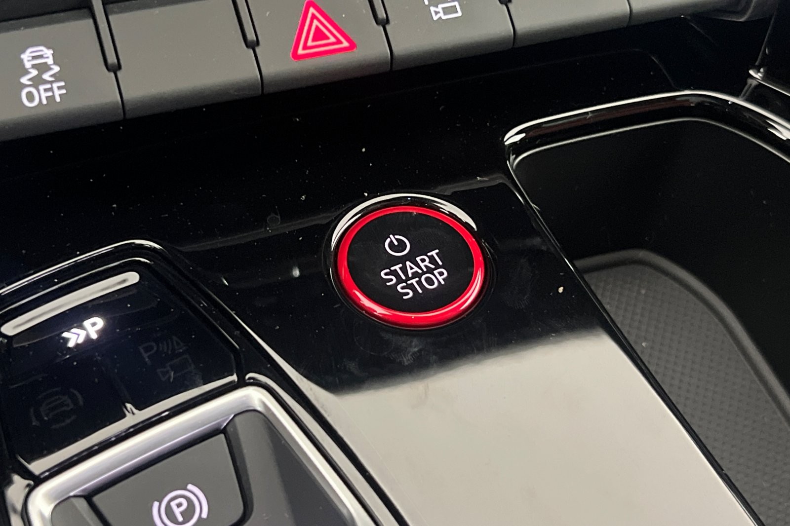 New 2026 Kemora Gray Metallic Audi Premium Plus quattro image 21