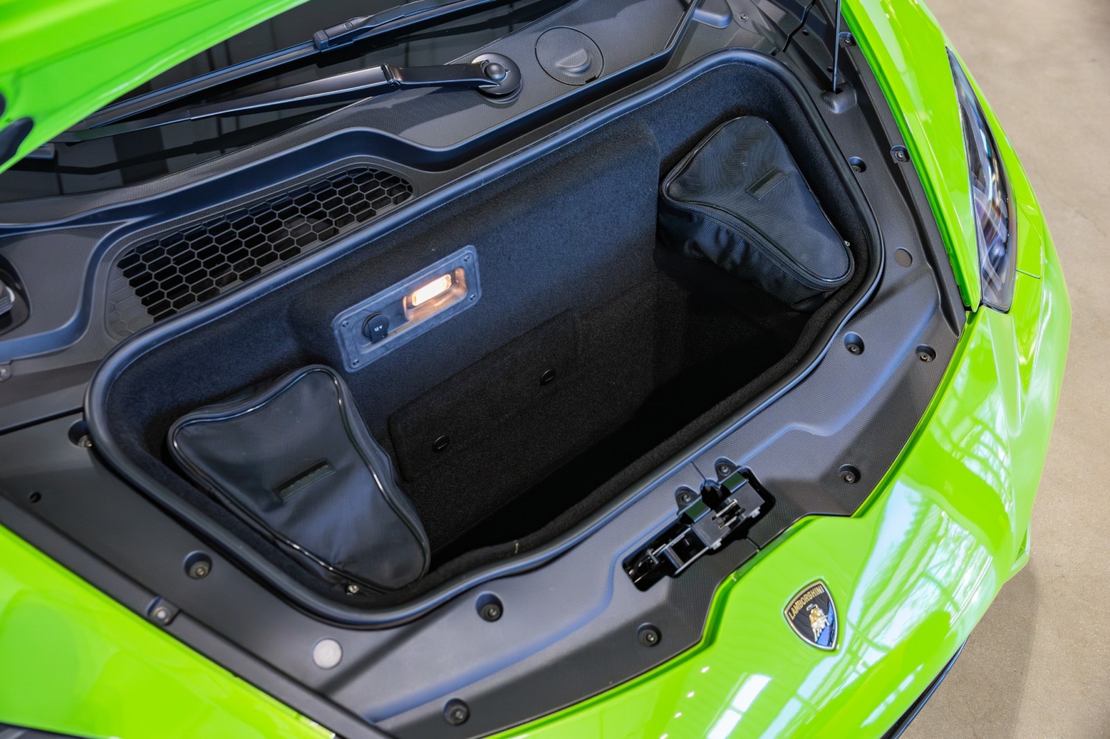 Used Car 2015 Lamborghini Huracan  Lp610-4 For Sale Under $250,000 In Boerne, Texas