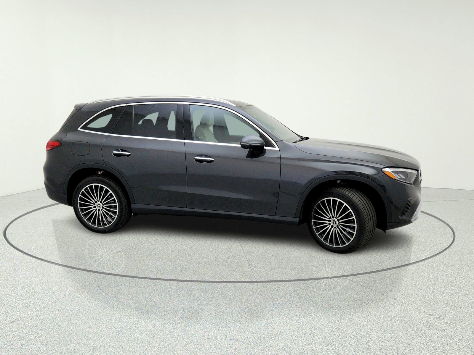 New 2026 Graphite Grey Metallic Mercedes-Benz GLC 300 SUV image 6