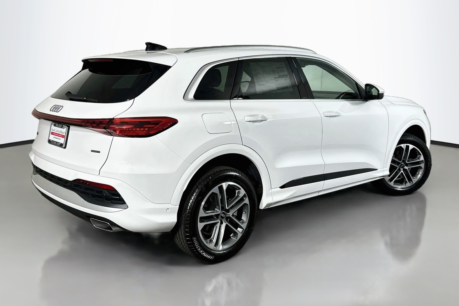 New 2026 Arkona White Audi Premium image 13