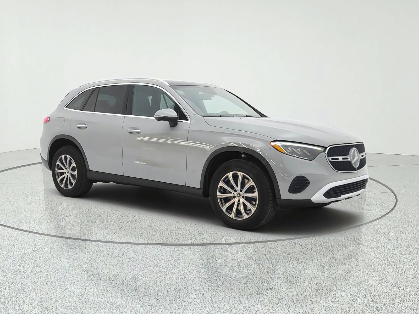 New 2027 MANUFAKTUR Alpine Grey Mercedes-Benz GLC 300 SUV image 3
