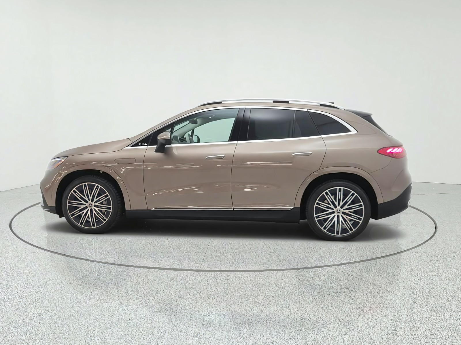 New 2027 Sonoran Brown Metallic Mercedes-Benz EQE 320+ SUV image 8