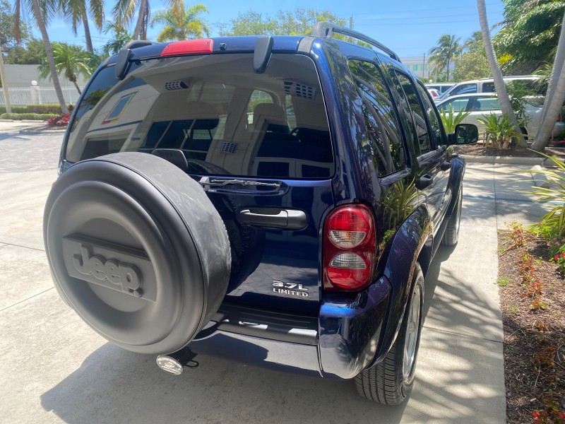 2006 Jeep Liberty 4WD Limited LOW MILES 75,410 in , 