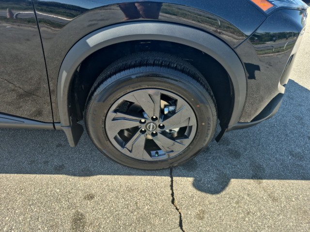 NissanRogue15