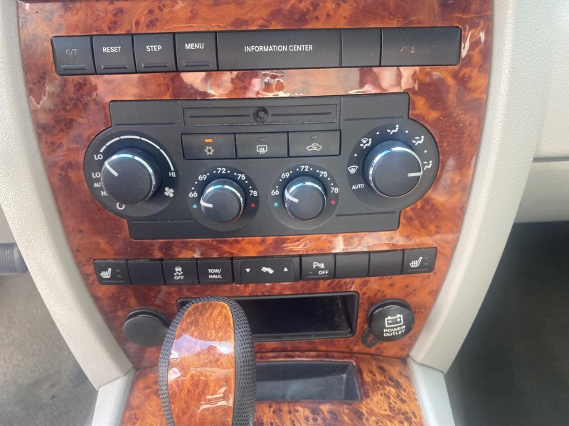 2006 Jeep Grand Cherokee Overland LOW MILES 57,372 1 OWNER 4WD in , 