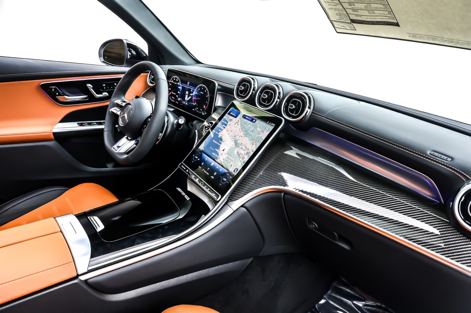 New 2026 Polar White Mercedes-Benz AMG® GLC 43 image 5