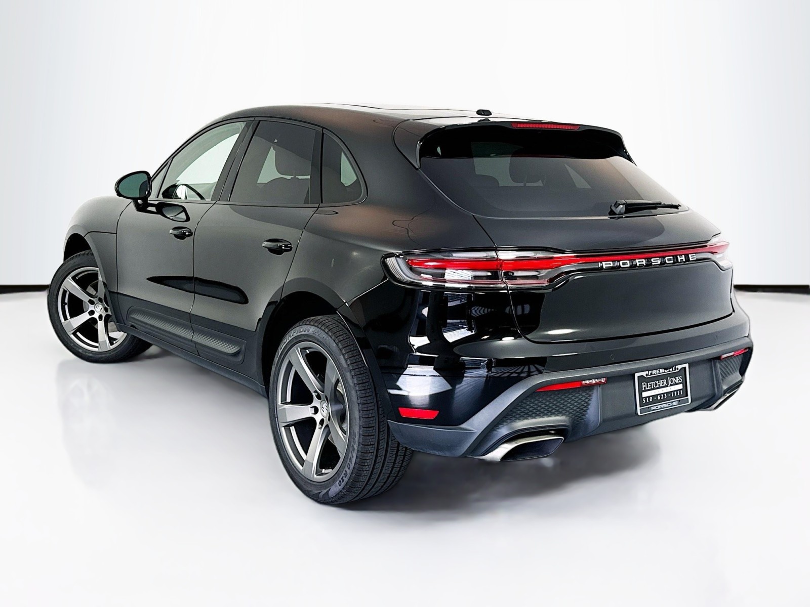 2023 Porsche Macan  7