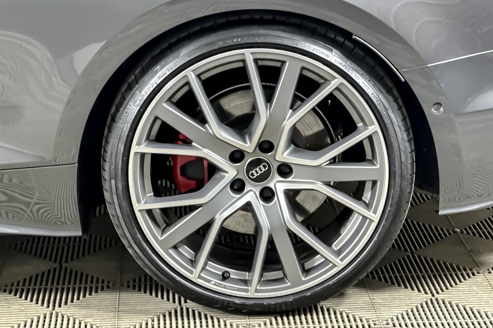 Used 2022 Daytona Gray Pearl Effect/Black Roof Audi Prestige 3.0 TFSI quattro image 26