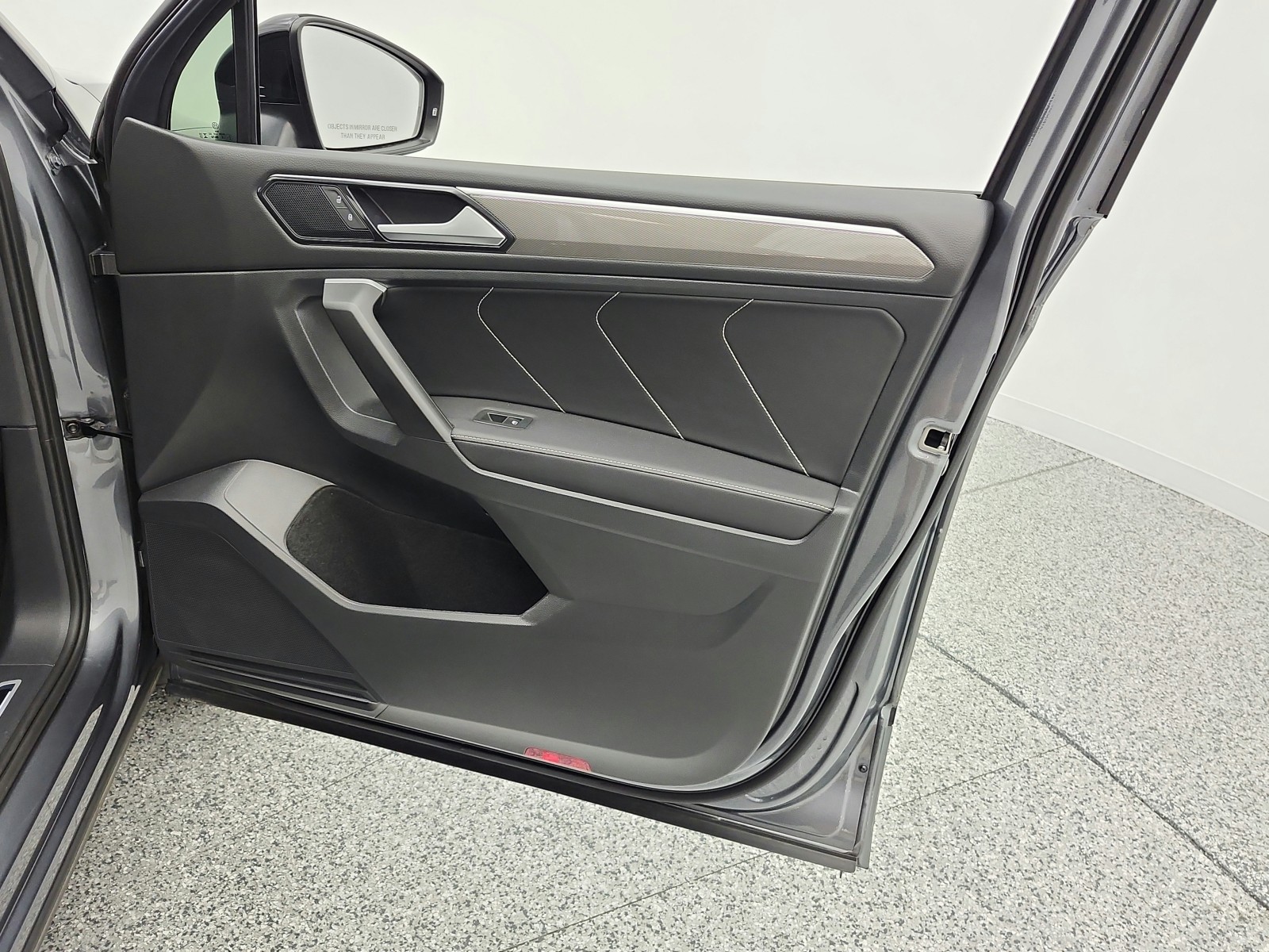 Used 2024 Platinum Gray Metallic Volkswagen 2.0T SE R-Line Black FWD image 26