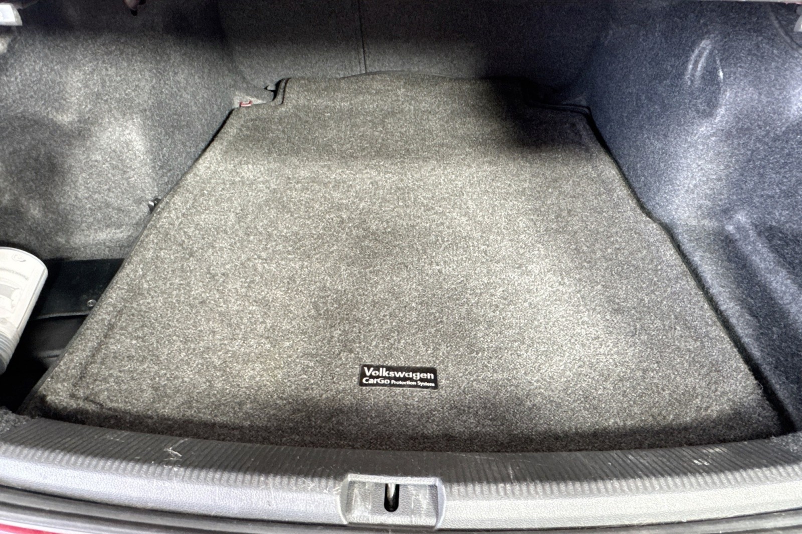 Used 2017 Fortana Red Volkswagen R-Line w/Comfort Pkg image 24