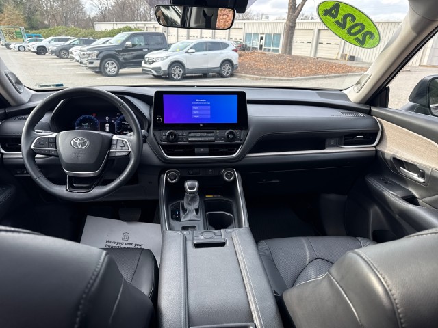 ToyotaGrand Highlander38