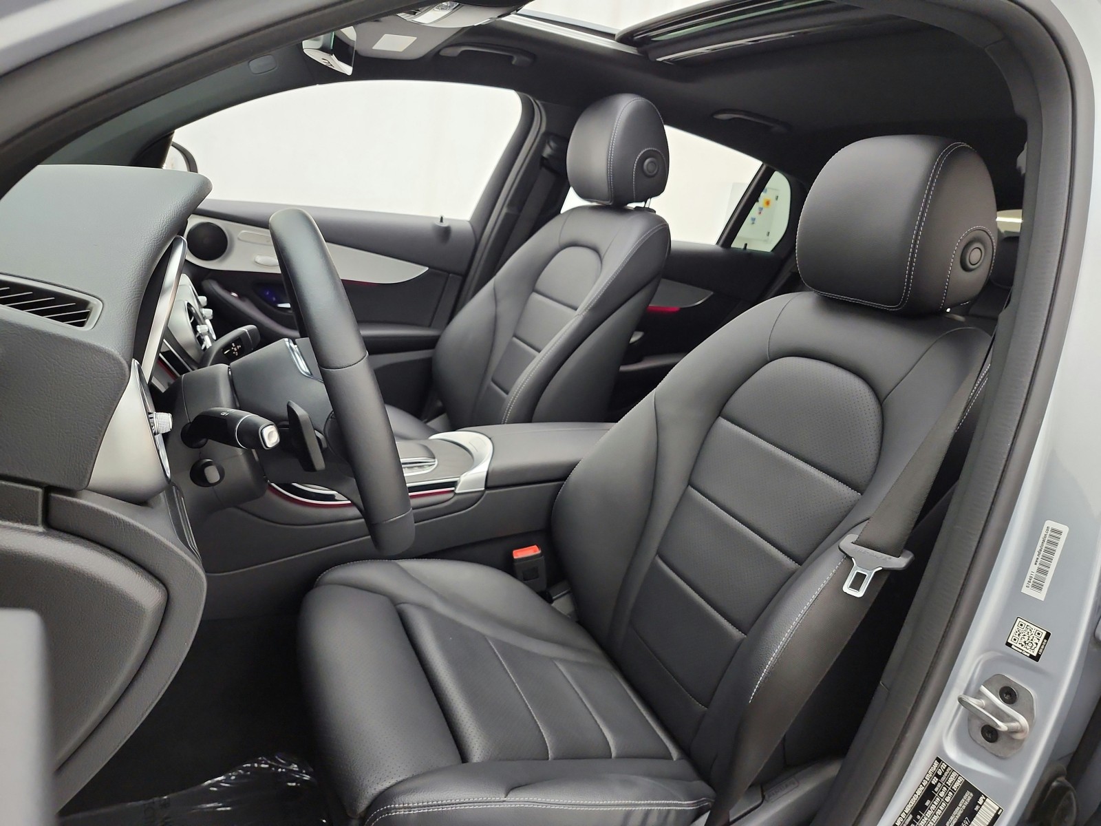 Certified Used 2023 Cirrus Silver Metallic Mercedes-Benz GLC 300 4MATIC® Coupe image 10
