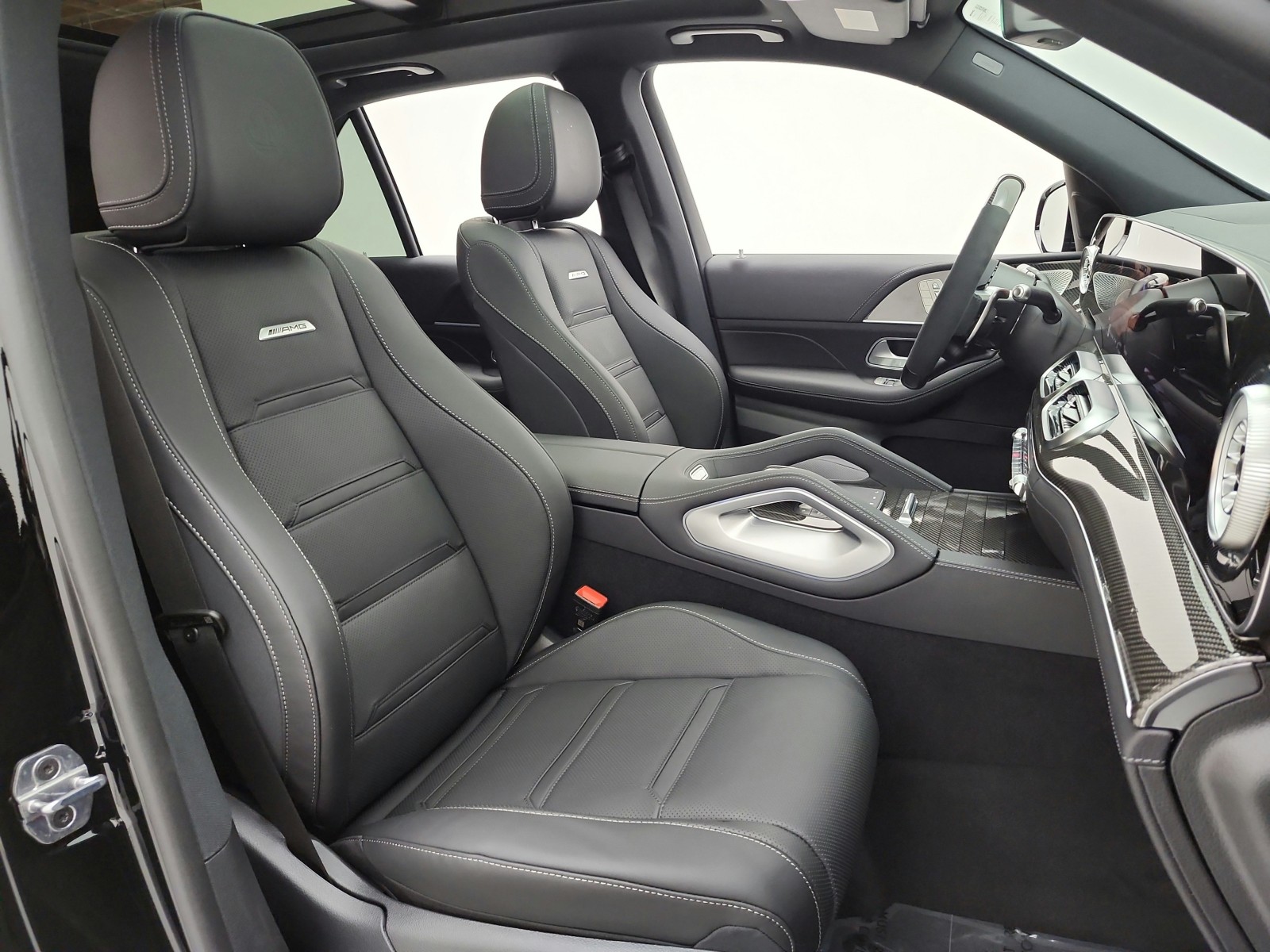 New 2027 Black Mercedes-Benz AMG® GLE 53e 4MATIC+ SUV image 14