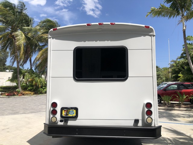 2008 Ford Econoline Commercial Cutaway low miles 20 passenger buss in pompano beach, Florida