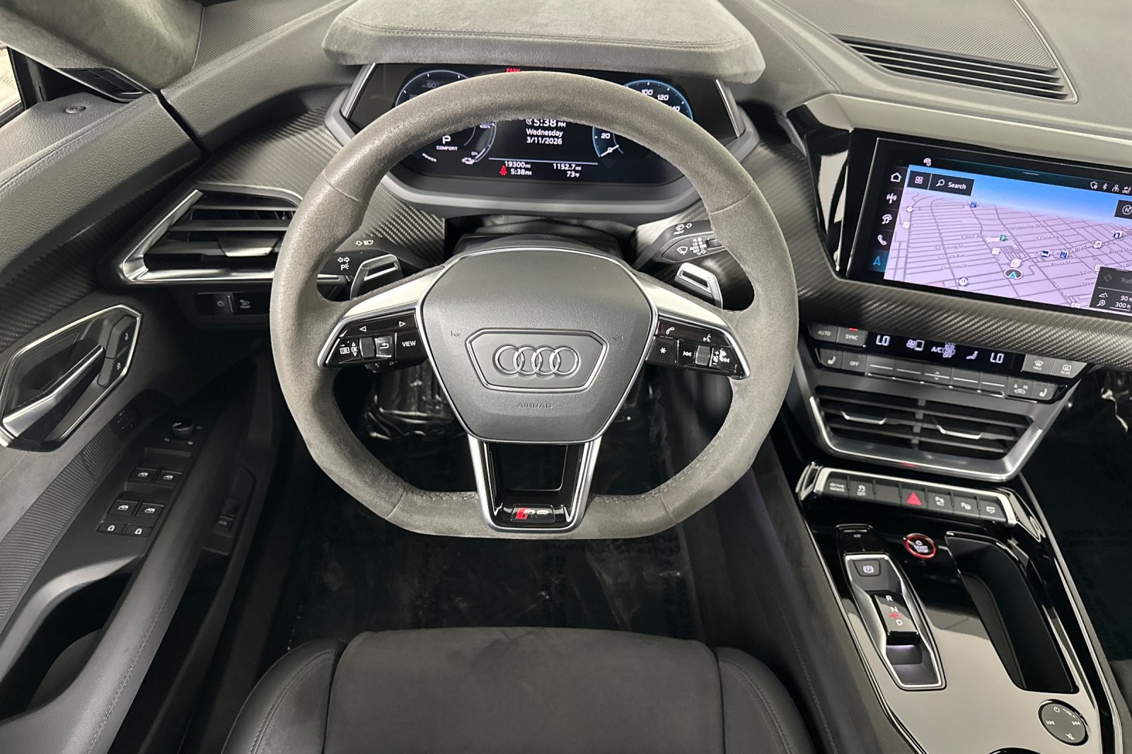 Certified Used 2024 Daytona Gray Pearl Effect Audi quattro image 13