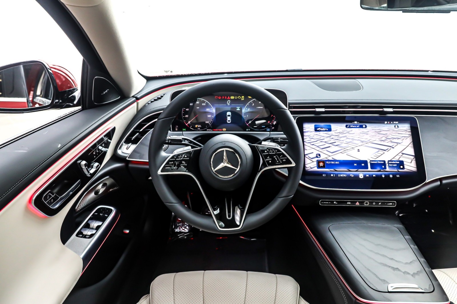 New 2026 MANUFAKTUR Patagonia Red Mercedes-Benz E 350 image 4