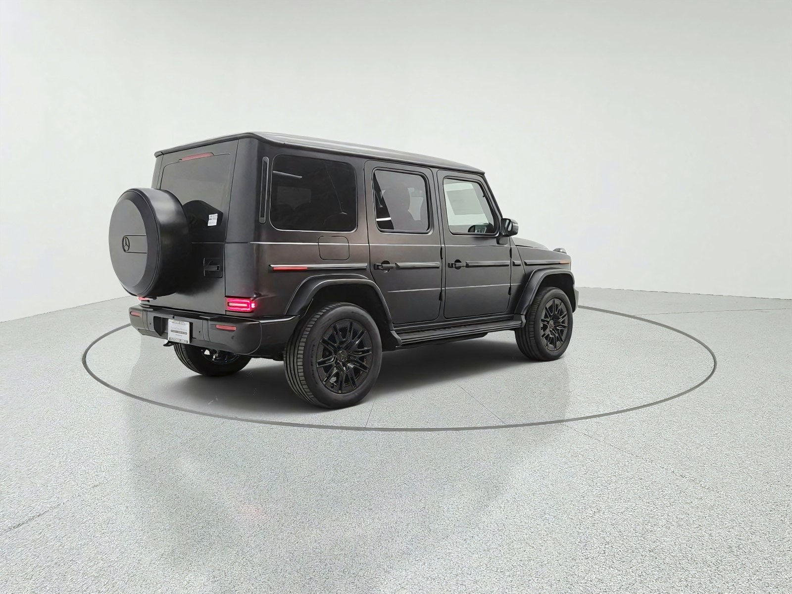 New 2027 MANUFAKTUR Night Black magno Mercedes-Benz G 580e SUV image 5