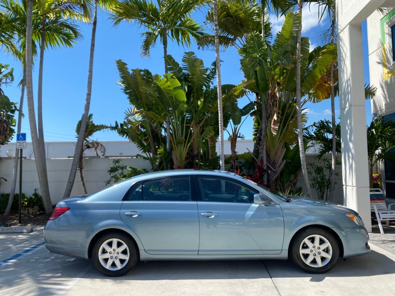 2008 Toyota Avalon XL  SUNROOF 1 OWNER LOW MILES 39,358 in , 