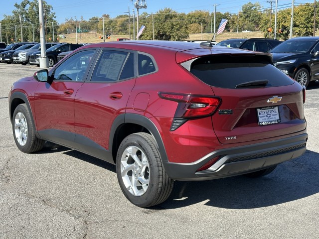 2024 Chevrolet Trax LS 5