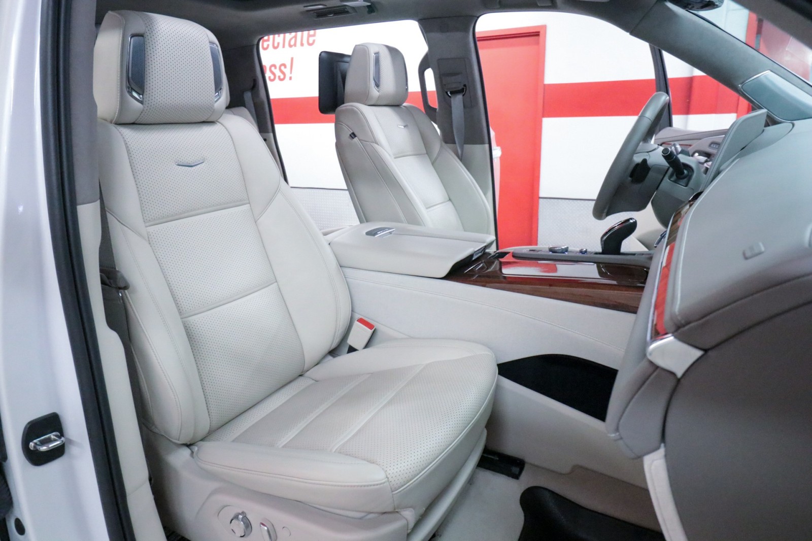 Used Car 2024 Cadillac Escalade Esv  4wd Sport Platinum For Sale Under $100,000 In Austin, Texas