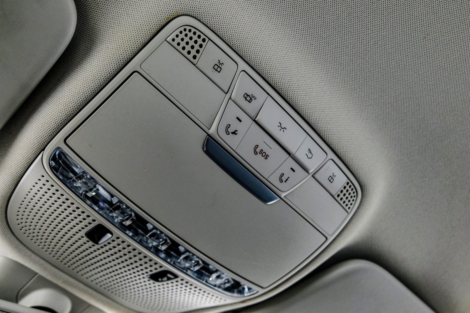 2015 Mercedes-Benz C300 SPORT BLIND SPOT ASSIST NAVIGATION LEATHER SEATS R 23