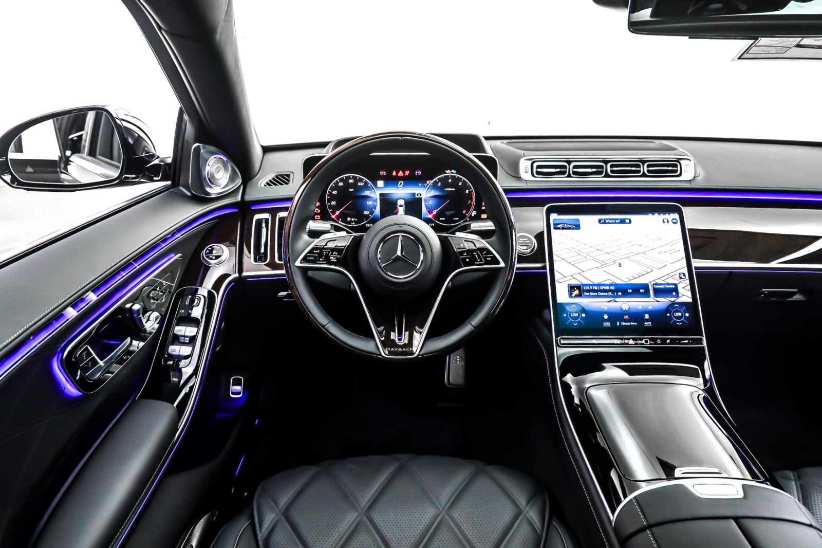 New 2026 Obsidian Black Metallic Mercedes-Benz Maybach S 580 image 4
