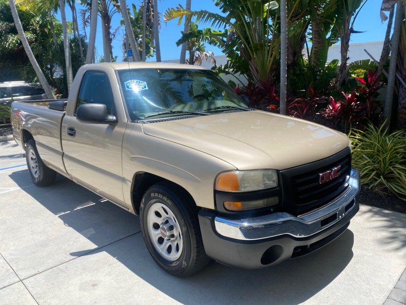 2005 GMC Sierra 1500 LOW MILES 83837 AC NO ACCIDENTS in ,