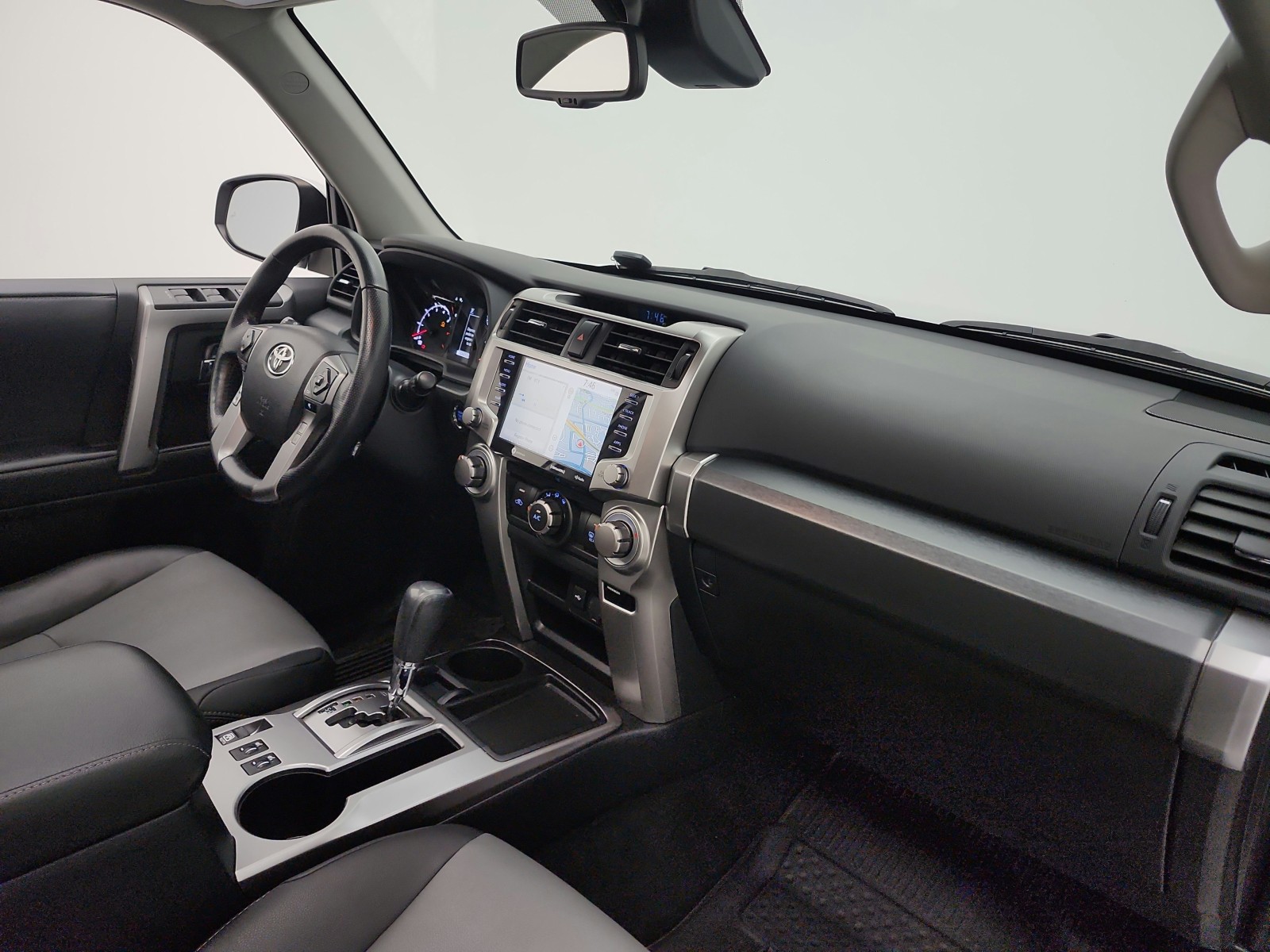 Used 2023 Classic Silver Metallic Toyota SR5 Premium 2WD (Natl) image 18