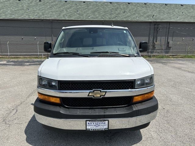 2019 Chevrolet Express Passenger LT 8