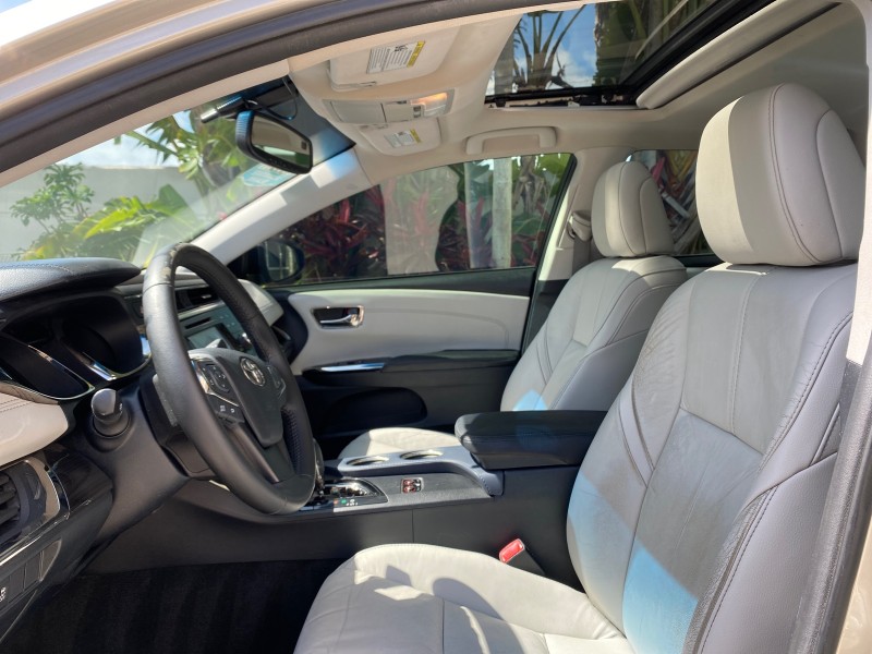2013 Toyota Avalon XLE Premium LOW MILES 56,196 in , 