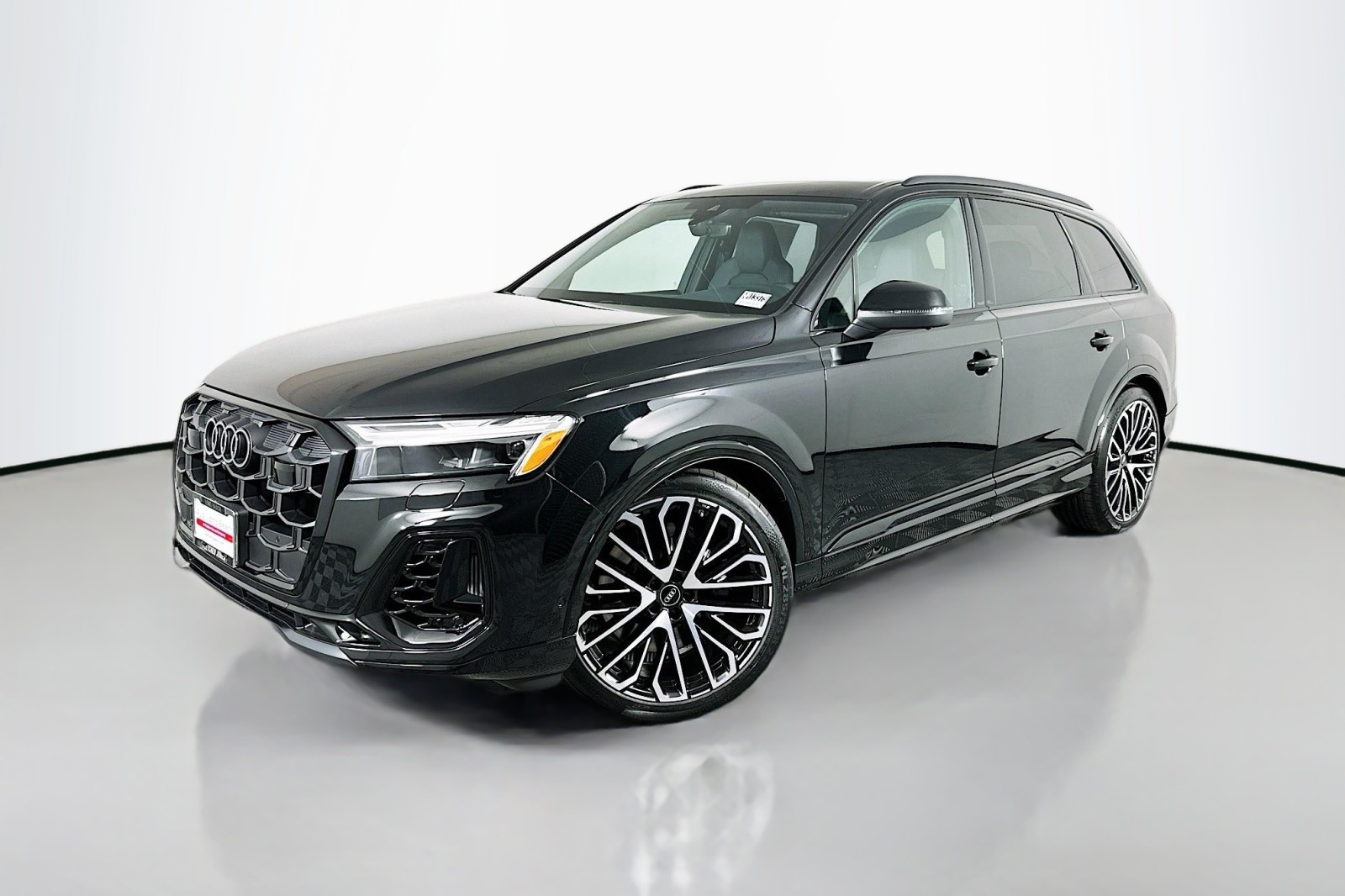 2026 Audi SQ7 Premium Plus