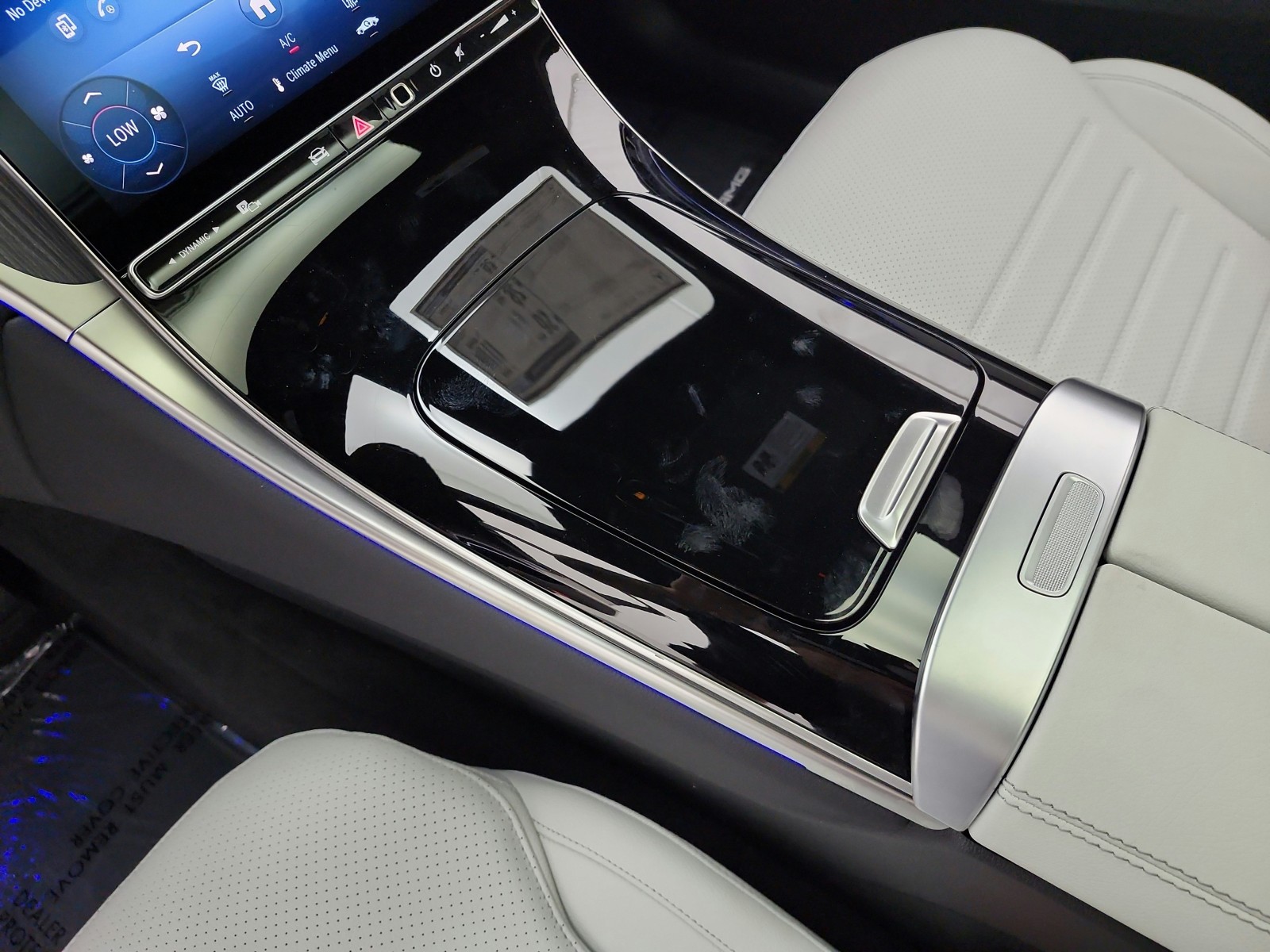 New 2027 Polar White Mercedes-Benz GLC 300 4MATIC® Coupe image 9