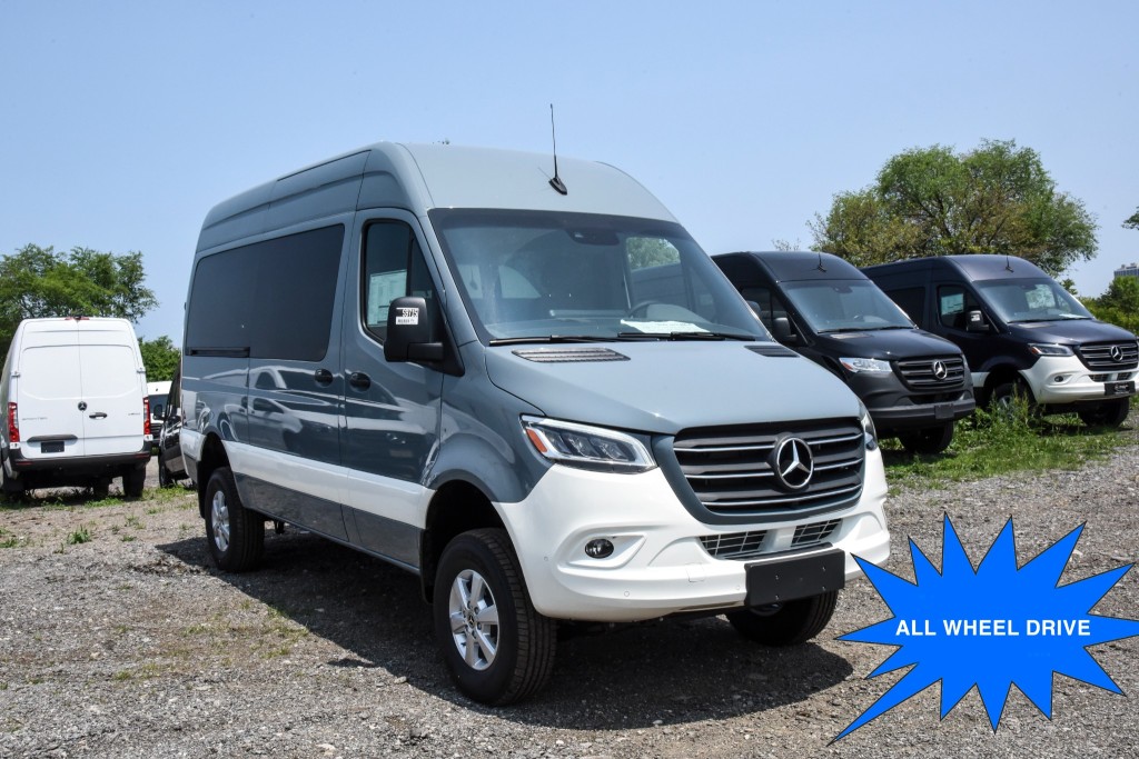 New 2024 MercedesBenz Sprinter Cargo Van Minivan/Van in Newport Beach